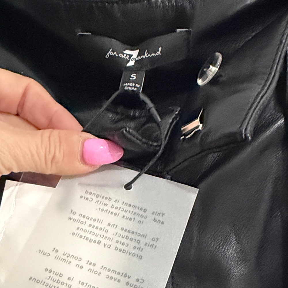 7 for All Man Kind SET - Faux Leather Shorts and Crop - Picture 2 of 13